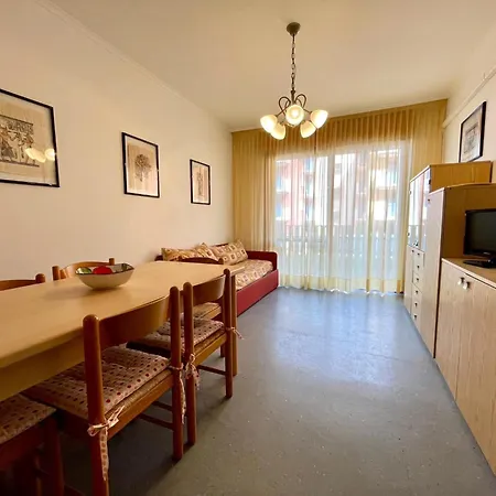 Διαμέρισμα Flat In Rosolina In With Pool *