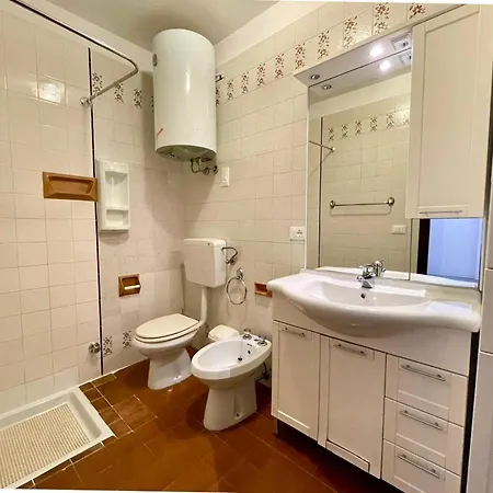 Διαμέρισμα Flat In Rosolina In With Pool *