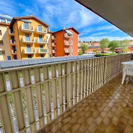 Διαμέρισμα Flat In Rosolina In With Pool *